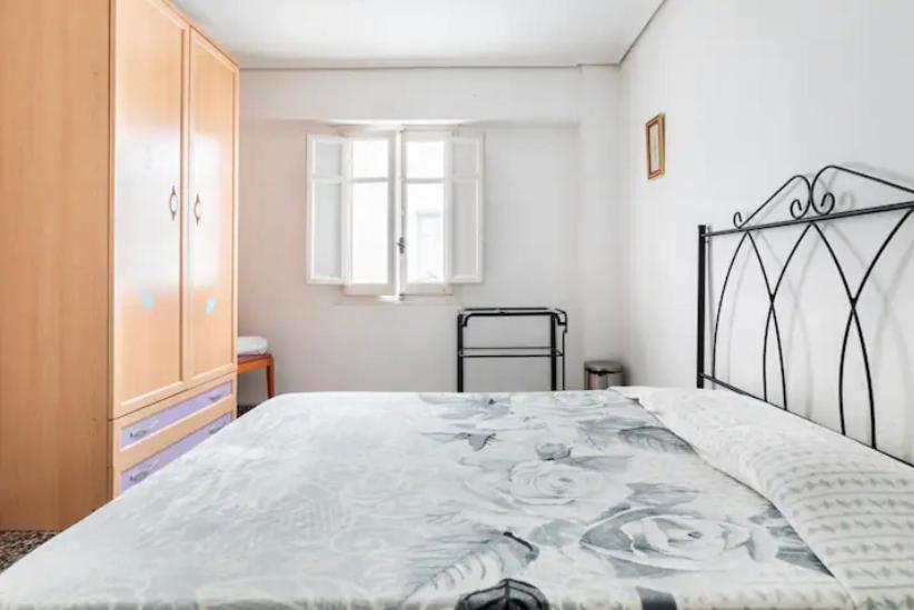 Private Room In Shared Apartment Valencia Workstay Valência Exterior foto