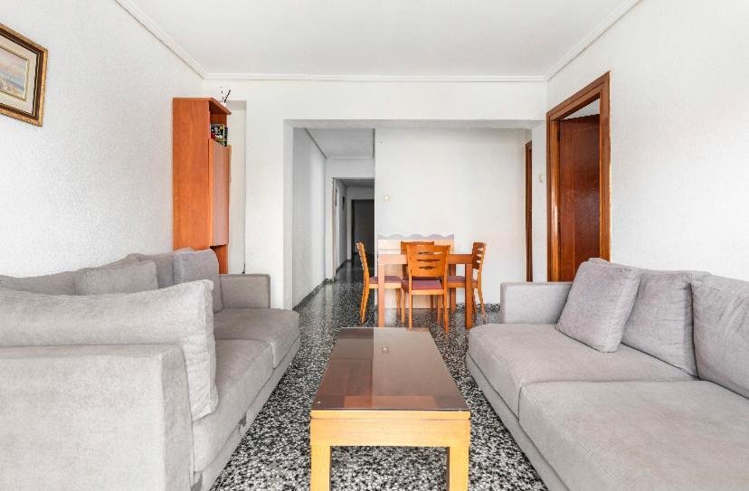 Private Room In Shared Apartment Valencia Workstay Valência Exterior foto